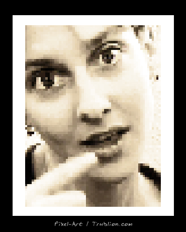 Portait de femme, plan rapproché en sépia et Pixel-Art grands yeux curieux